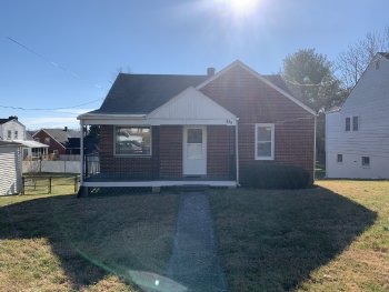 904 Chestnut Dr , Harrisonburg,  22801