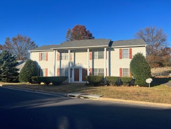 103 Pennie Layne Apt D, Bridgewater,  22812