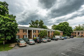 420 N Grove St Apt 12, Bridgewater,  22812