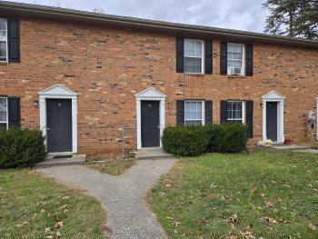 106 Caverns Blvd Apt F, Grottoes,  24441