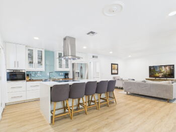 1233 West 11th Street , Tempe,  85281