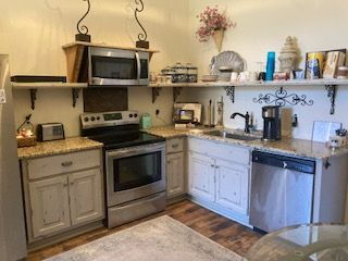 107 Wayne Street - Unit 4 , Milledgeville,  31061