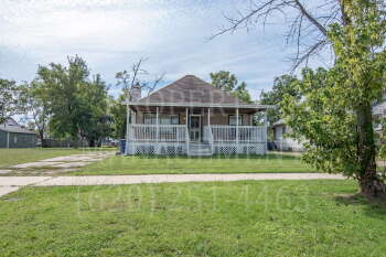 1109 W. 9th St. , Coffeyville,  67337