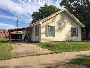 1412 1/2 W. 5th St. , Coffeyville,  67337