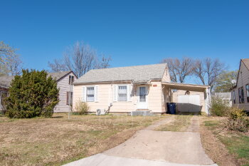 1906 W. 6th St. , Coffeyville,  67337