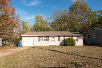 207 Glenwood St. , Coffeyville,  67337