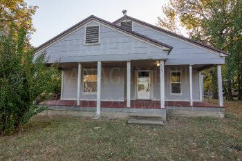 425 N. Delaware St. , Edna,  67342