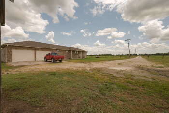 548 4000 Rd. , Coffeyville,  67337