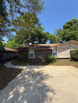 1330 Pinnacle Dr #A, Pensacola,  32504