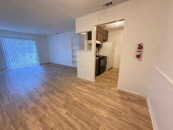 350 N Crow Road B, Pensacola,  32506