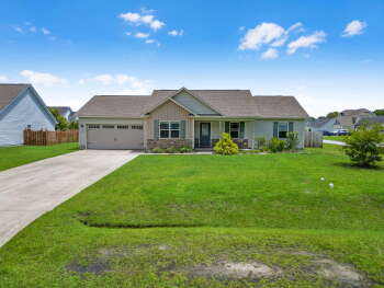 102 Bridgeport Drive , Sneads Ferry,  28460