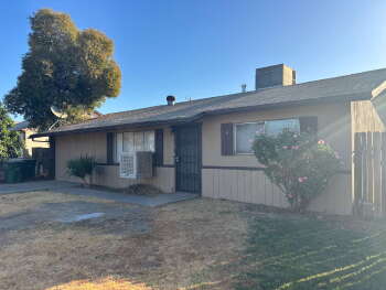 768 N Camelia Ave , Farmersville,  93292