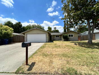 3609 Huntsman Dr , Sacramento,  95826