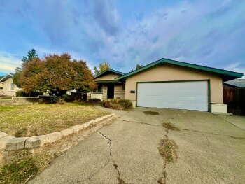 280 Markham Ave , Vacaville,  95688