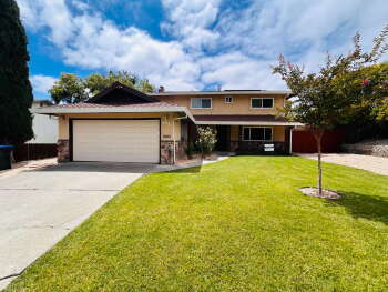 493 Dahlia St , Fairfield,  94533