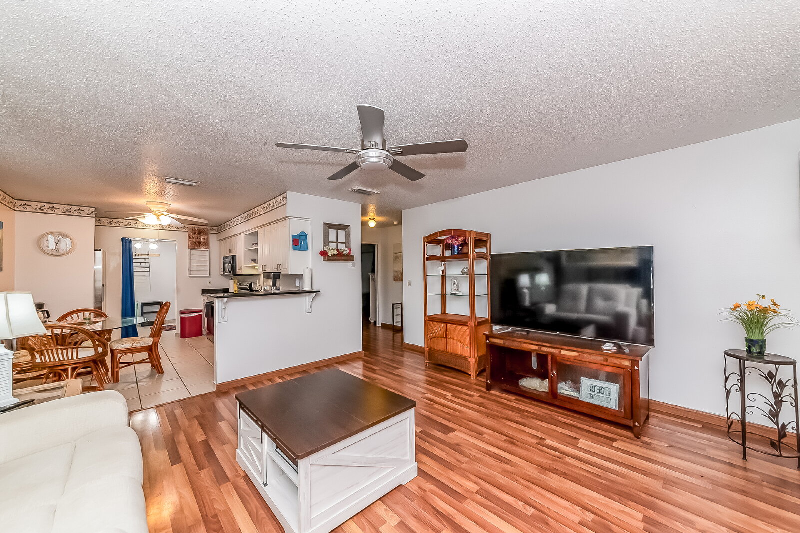 4112 66th Street Circle West, Bradenton FL - living room