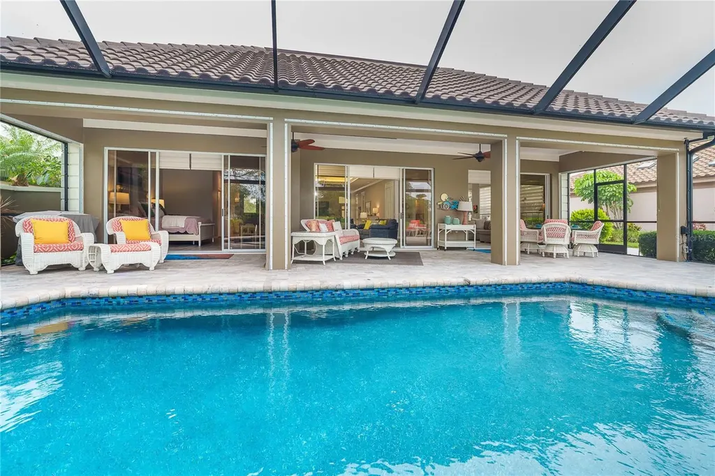 57 Cayman Isles Blvd, Englewood FL - photo 4 of 4
