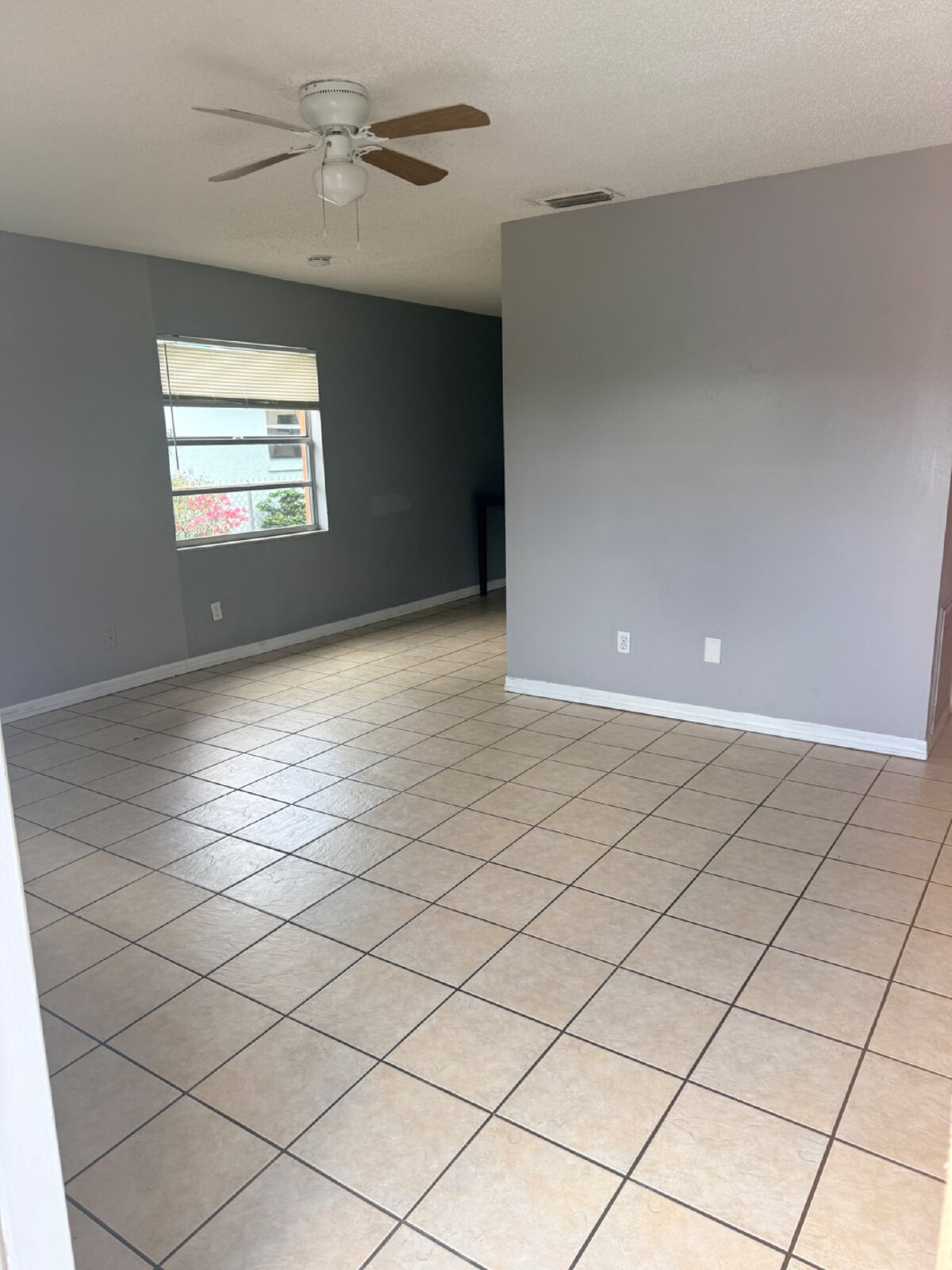 3277 51st Avenue Drive West, Bradenton FL - interior