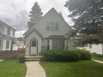 3724 N 55th St Lower, Milwaukee,  53216