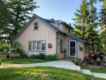 W354N5182 River Road , Oconomowoc,  53066