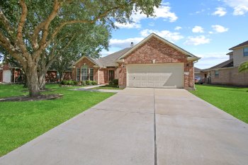 8305 Spinnaker Bay Lane , Pearland,  77584