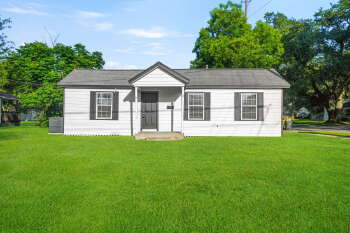 2102 North Galveston Avenue , Pearland,  77581