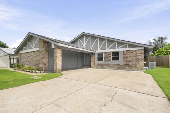 830 Seacliff Drive , Houston,  77062