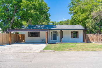 159 South Hackberry Avenue , New Braunfels,  78130