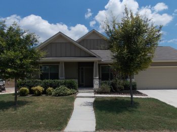 834 Madison Avenue , New Braunfels,  78130