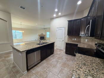 834 Madison Avenue , New Braunfels,  78130
