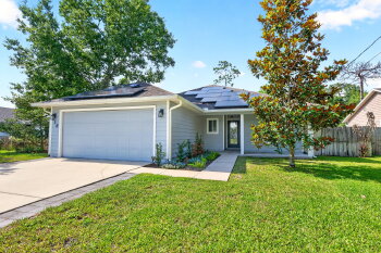 116 W. 5th Street , Chuluota,  32766