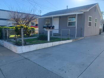 Front House - 232 South Palm Avenue , Santa Paula,  93060