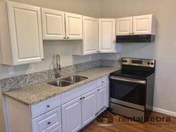 6807 3rd Street - #7 , Riverbank,  95367