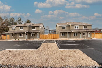 663 SE Dunham St - 663 SE Dunham St #2 , Prineville,  97754