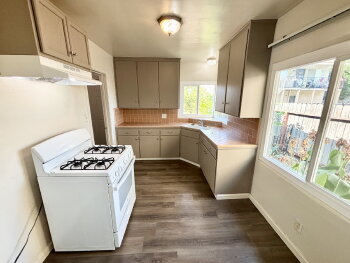 1246 W 19th St , Merced,  95340