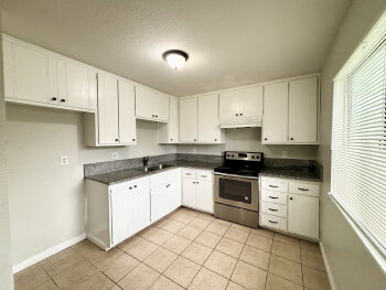 920 Vermont Ave , Turlock,  95380