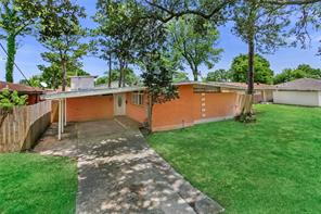 4743 Gawain Drive , New Orleans,  70127