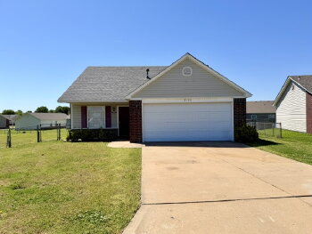 2102 Greenbrier Court , Claremore,  74017