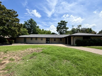 2616 East 58th Street , Tulsa,  74105