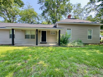 302 W 8th St , Claremore,  74017