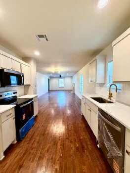 1425 North Denver Avenue , Tulsa,  74106