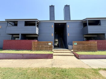 1207 South Quaker Avenue #203, Tulsa,  74120