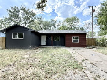 2214 S Poplar St , Sapulpa,  74066
