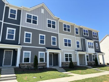 318 Leland Crest Dr , Apex,  27539-6285