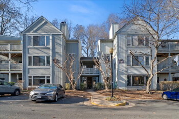 2228 Hunters Run Dr , Reston,  20191