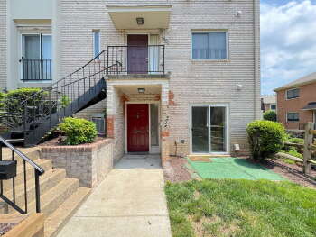 4675 Logsdon Dr , Annandale,  22003-3564