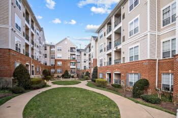 4850 Eisenhower Ave Unit 407 , Alexandria,  22304-7326