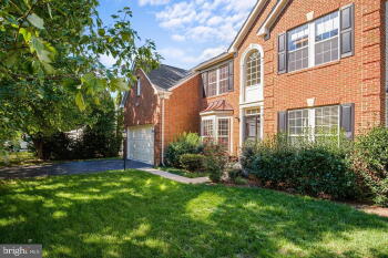 211 Park Gate Dr SE , Leesburg,  20175-6110