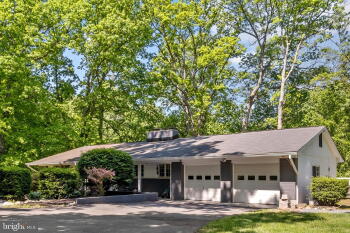 3418 Annandale Rd , Falls Church,  22042-3503