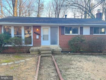 6323 Fenton Ct , Alexandria,  22312-6321